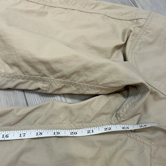 MOUNTAIN HARDWEAR Women OL1153 Khaki Cropped Hiking Capri Pants SZ 8 Zip Pocket - Picture 9 of 12